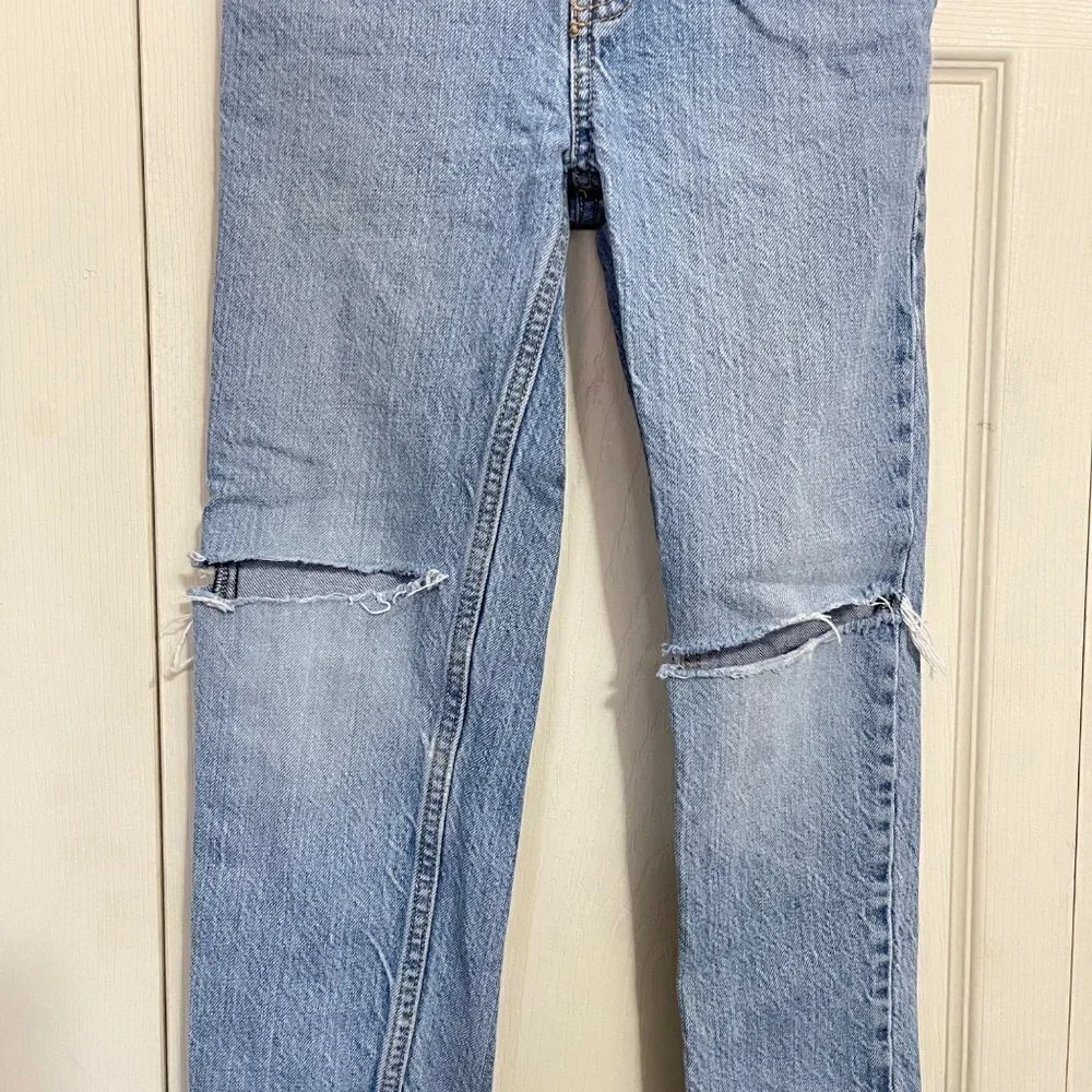 Oshkosh B'Gosh Kids Girls Light Wash Distressed Straight Leg Jeans Size 7R
